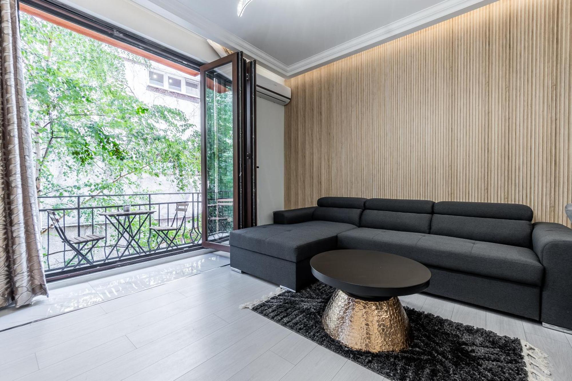 Appartamento Vitoshka Luxury 2-Br Retreat Sofia Esterno foto